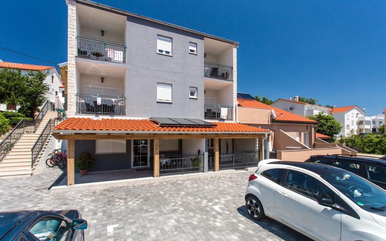 Apartments With A Parking Space Baska, Krk - 18808 Esterno foto